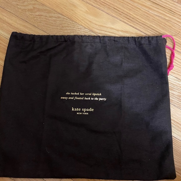 Kate Spade Cross Body Barely Used - Picture 4 of 5